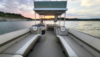 18' Pontoon Rental – Buckhorn Narrows