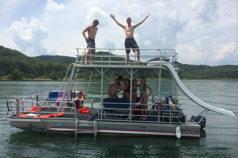 Top Cave Run Lake Boat Rentals from Marinas start at $200