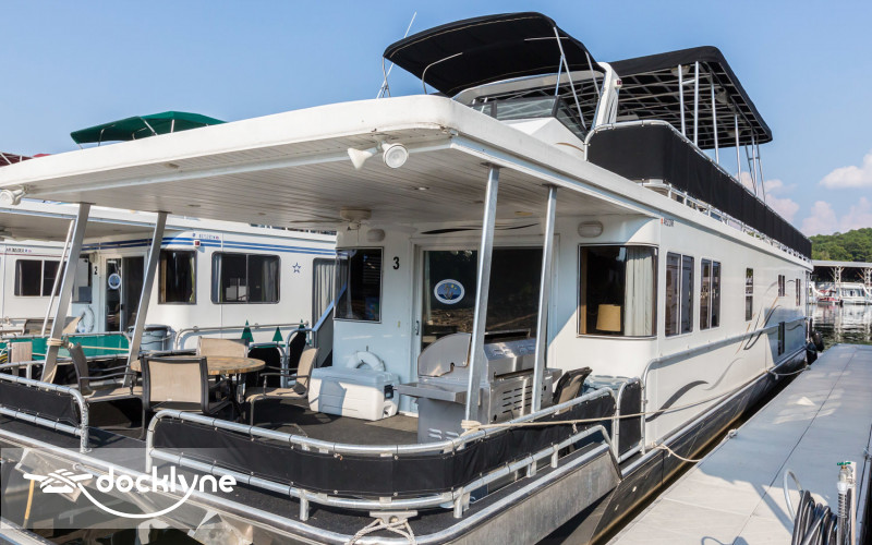 The Islander Houseboat Docklyne