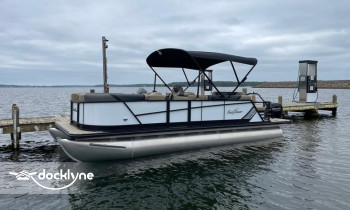 Mid Atlantic Watersports boat rental operation on Bumpass, VA 2