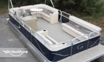 Pistakee Marina boat rental operation on Fox Lake, IL 2