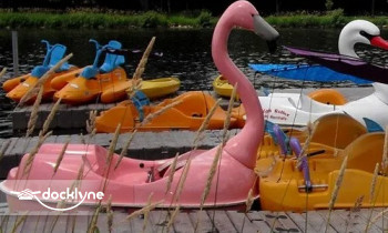 High Roller Fun Rentals boat rental operation on Waukesha, WI 4