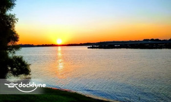 Cottonwood Creek Marina boat rental operation on Little Elm, TX 1