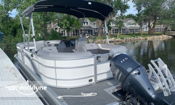 Lake Darling Resort boat rental operation on Alexandria, MN 2