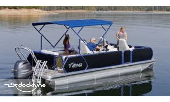 Lake Country Marina boat rental operation on Fort Worth, TX 9