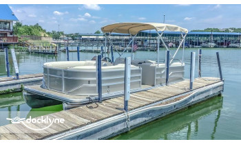 Lake Country Marina boat rental operation on Fort Worth, TX 2