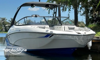 Orlando Boat Rental boat rental operation on Orlando, FL 2