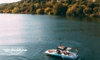 Lake Daze Boat Rentals & Lessons boat rental operation on Austin, TX 6