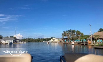 Sassa Style Rentals boat rental operation on Homosassa, FL 4