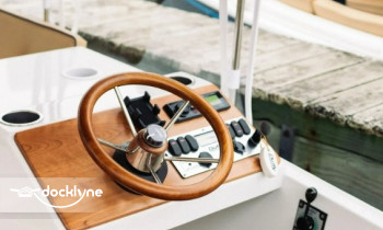 Electric Shores- Boat Rentals boat rental operation on Excelsior, MN 3