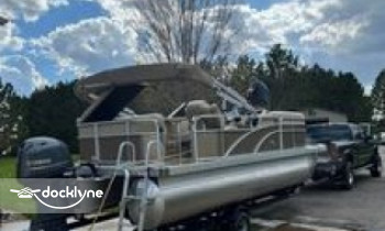 Toon Tastic Pontoon Rentals boat rental operation on Alexandria, MN 5