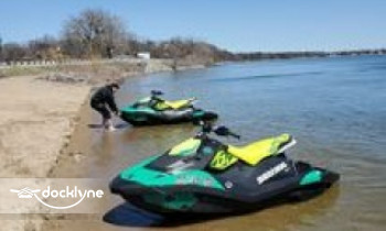 Alexandria Jet Ski Rental boat rental operation on Alexandria, MN 5