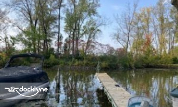 Hidden Harbor Marina boat rental operation on Winneconne, WI 3