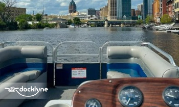 RiverWalk Boat Tours & Rentals boat rental operation on Milwaukee, WI 3
