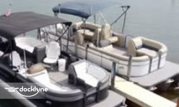 Lexington Pontoon Rental boat rental operation on Lexington, MI 6