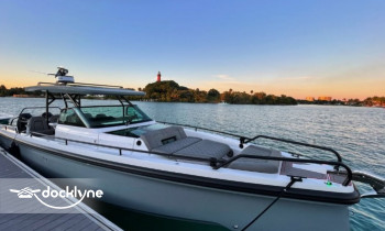 Palm Beach Sun Charters boat rental operation on Lantana, FL 3