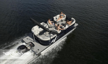 Overnight Boat Rentals Fort Lauderdale boat rental operation on Fort Lauderdale, FL 3