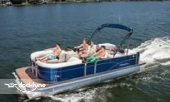 Clark's Marine, Inc boat rental operation on North Webster, IN 9