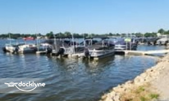 Fisher's Marina boat rental operation on Millersport, OH 7