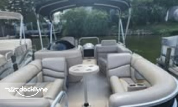 Fisher's Marina boat rental operation on Millersport, OH 11