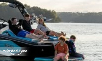 No Coast Boat Club boat rental operation on Lawrence, KS 1