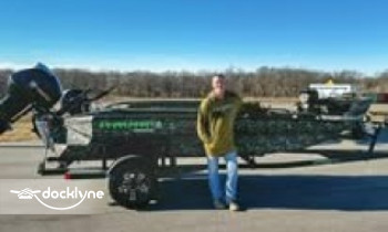 Tuttle Creek Outdoors boat rental operation on Randolph, KS 1