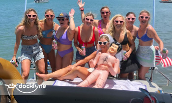 Jupiter Joyride boat rental operation on Jupiter, FL 7