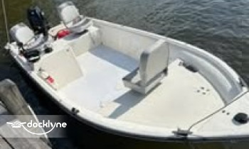 Lake Marion Adventures boat rental operation on Manning, SC 2