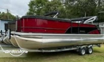 Lake Marion Adventures boat rental operation on Manning, SC 10
