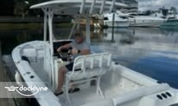 Charleston Boat Club boat rental operation on Charleston, SC 7