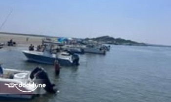Hafa Adai Boat Rentals boat rental operation on Jacksonville, NC 2