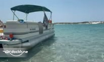 Hafa Adai Boat Rentals boat rental operation on Jacksonville, NC 4