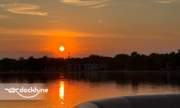 Lake Delton Boat Rentals boat rental operation on Wisconsin Dells, WI 1