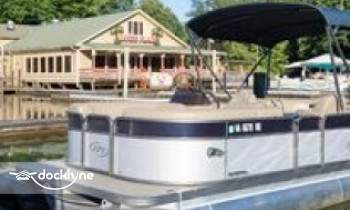 Halesford Harbour Boat Rentals boat rental operation on Moneta, VA 7
