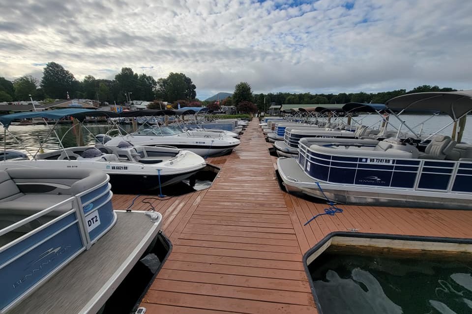 marinaBoat