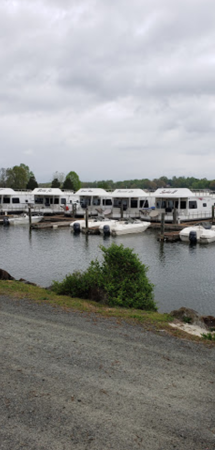 marinaBoat