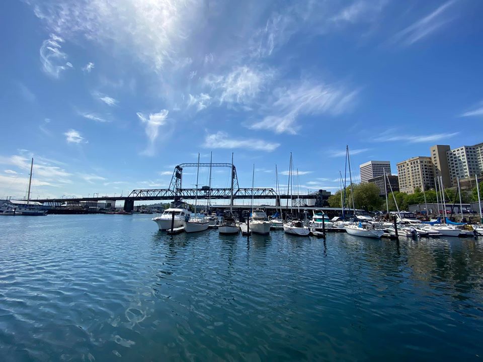 Foss Harbor Marina Docklyne