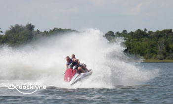 Makin Waves boat rental operation on Sneads Ferry, NC 3