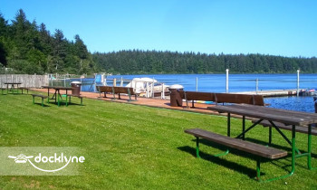 Darlings Marina & Resort boat rental operation on Florence, OR 1