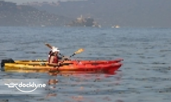 City Kayak boat rental operation on San Francisco, CA 4