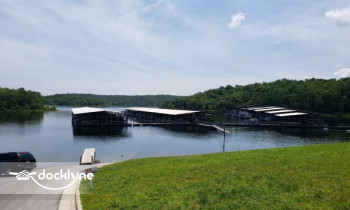 Buzzard Roost Boat Dock boat rental operation on Mountain Home, AR 1