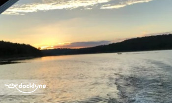 Buzzard Roost Boat Dock boat rental operation on Mountain Home, AR 5