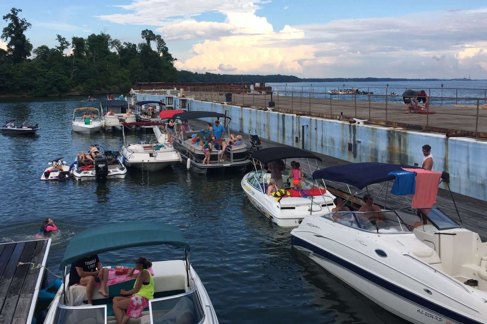 marinaBoat