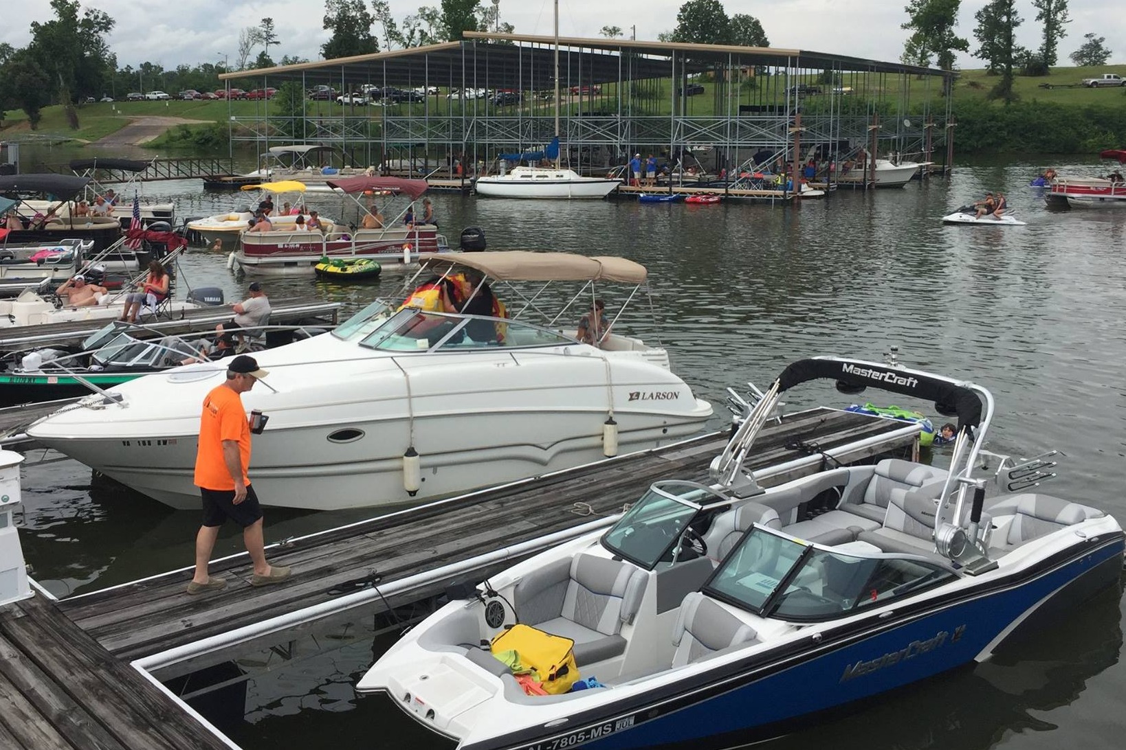 marinaBoat