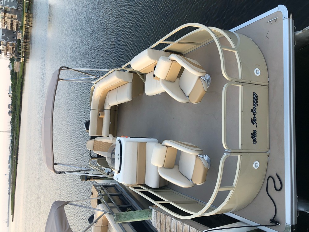 marinaBoat