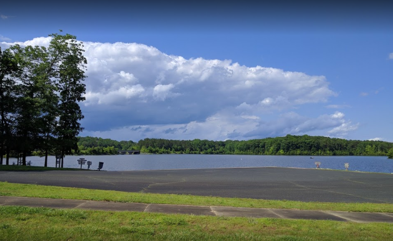 Lake Mackintosh Marina Docklyne
