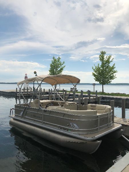 marinaBoat