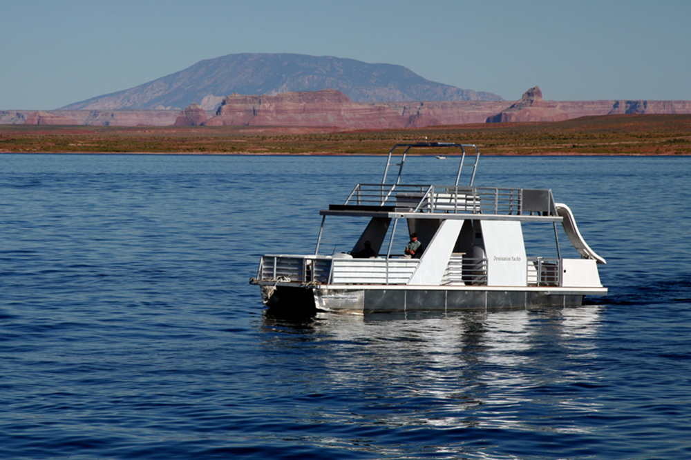 marinaBoat
