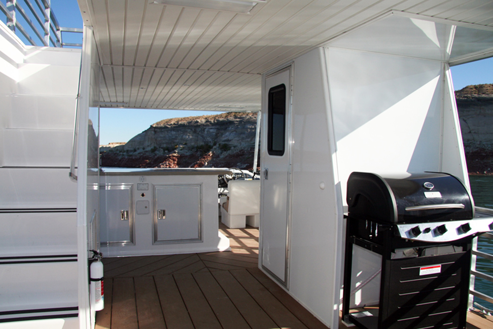 marinaBoat