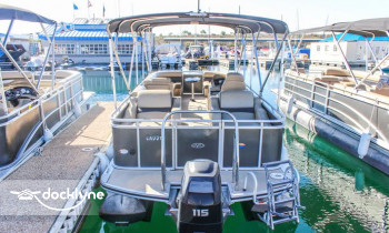 Pleasant Harbor Marina boat rental operation on Peoria, AZ 1